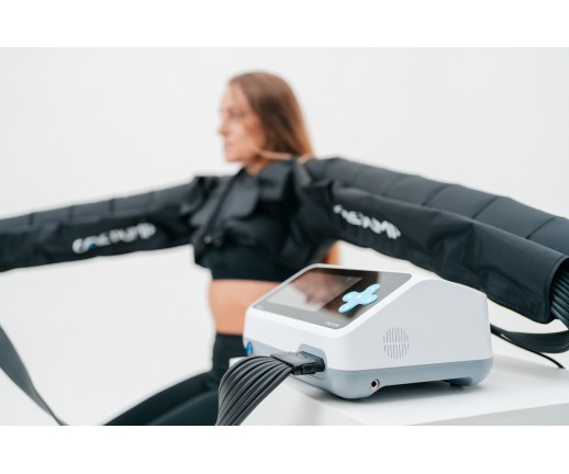 Mankiet podwójny na ręce, barki i klatkę piersiową, 8-komorowy CarePump z przewodem powietrznym, poszerzaczami i rozdzielaczem