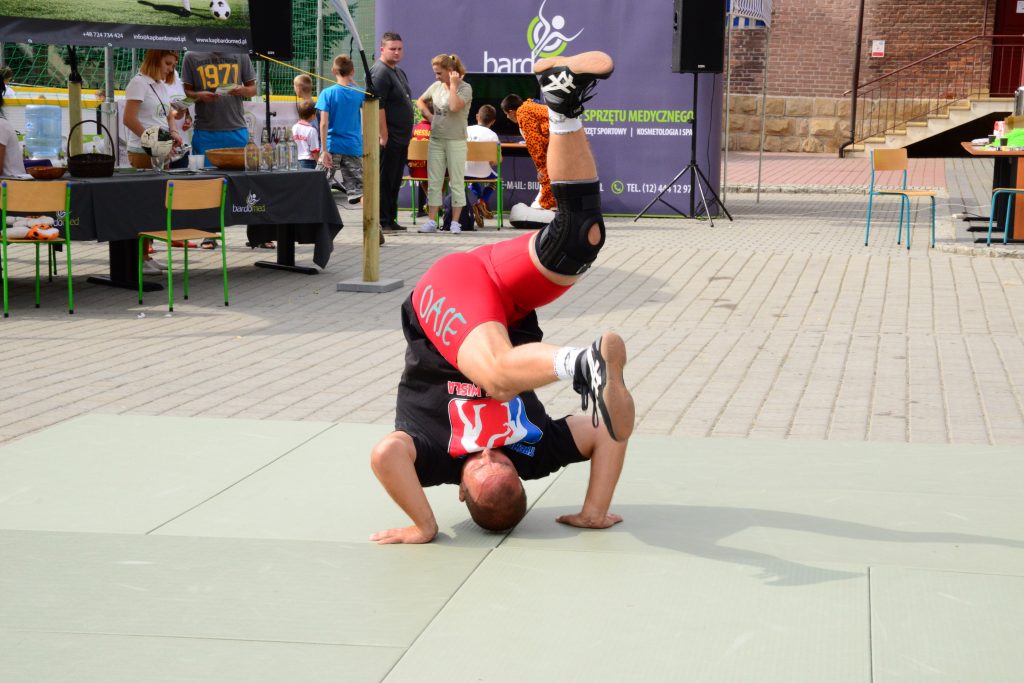 krośnieńska akademia piłkarska bardomed