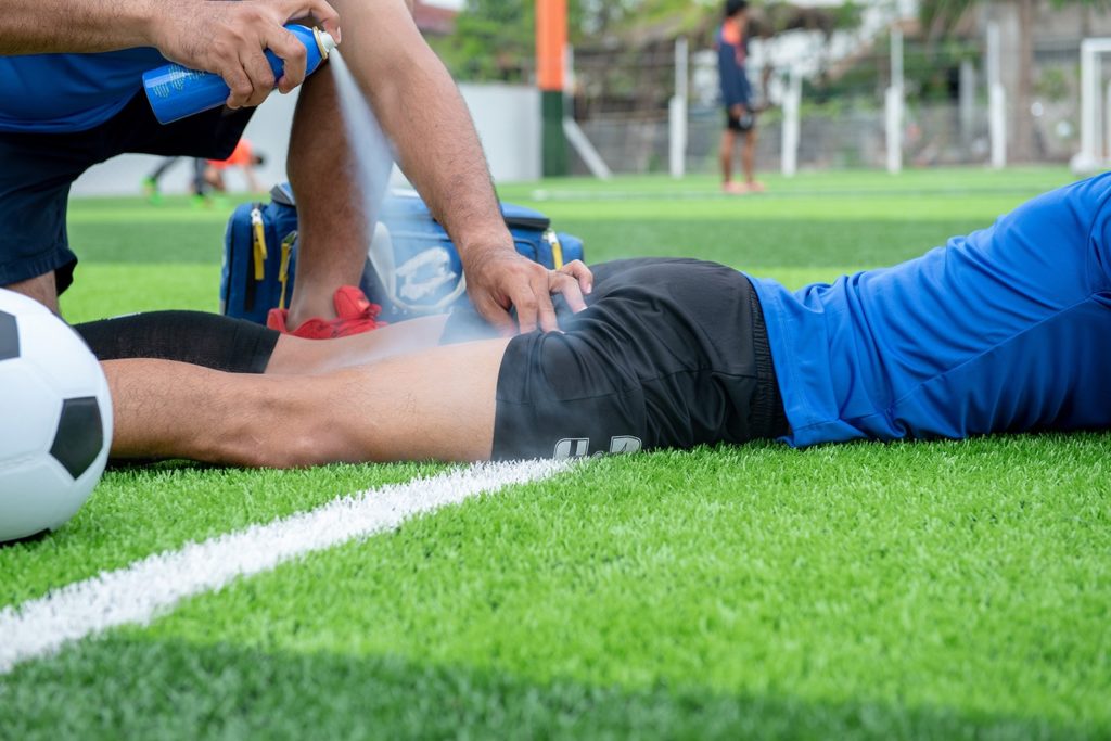 Uraz mięśnia dwugłowego uda - częsta kontuzja piłkarzy