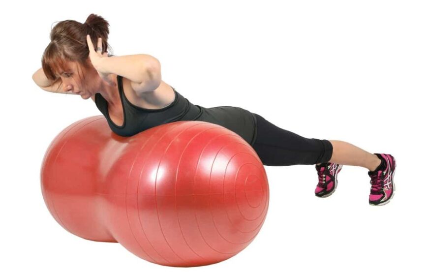 Przyrządy do ćwiczeń w domu - piłka gimnastyczna
