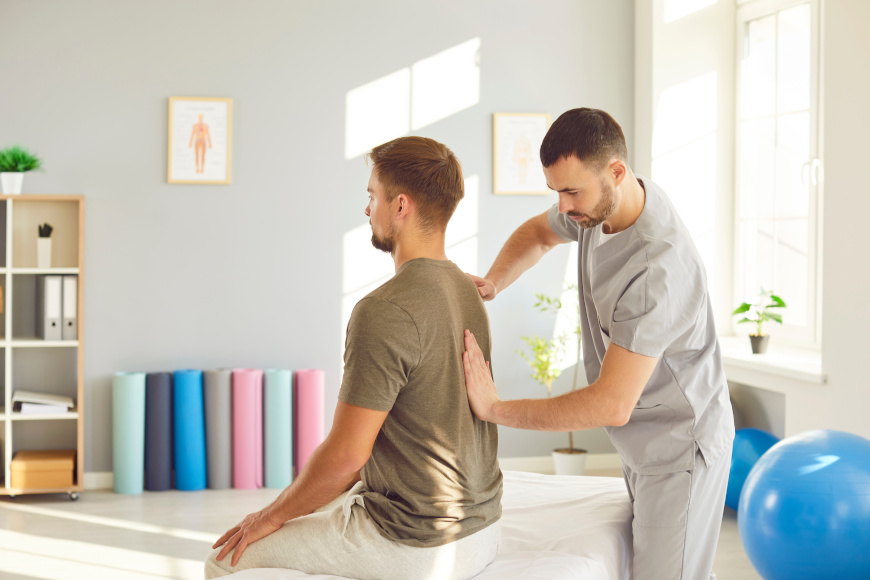 Fizjoterapia w przypadku wad postawy