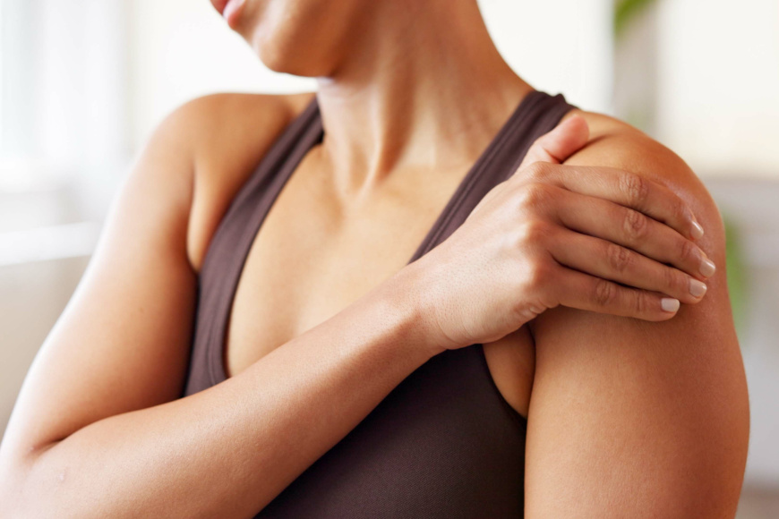 Uszkodzenie stożka rotatorów – przyczyny, objawy, leczenie i rehabilitacja