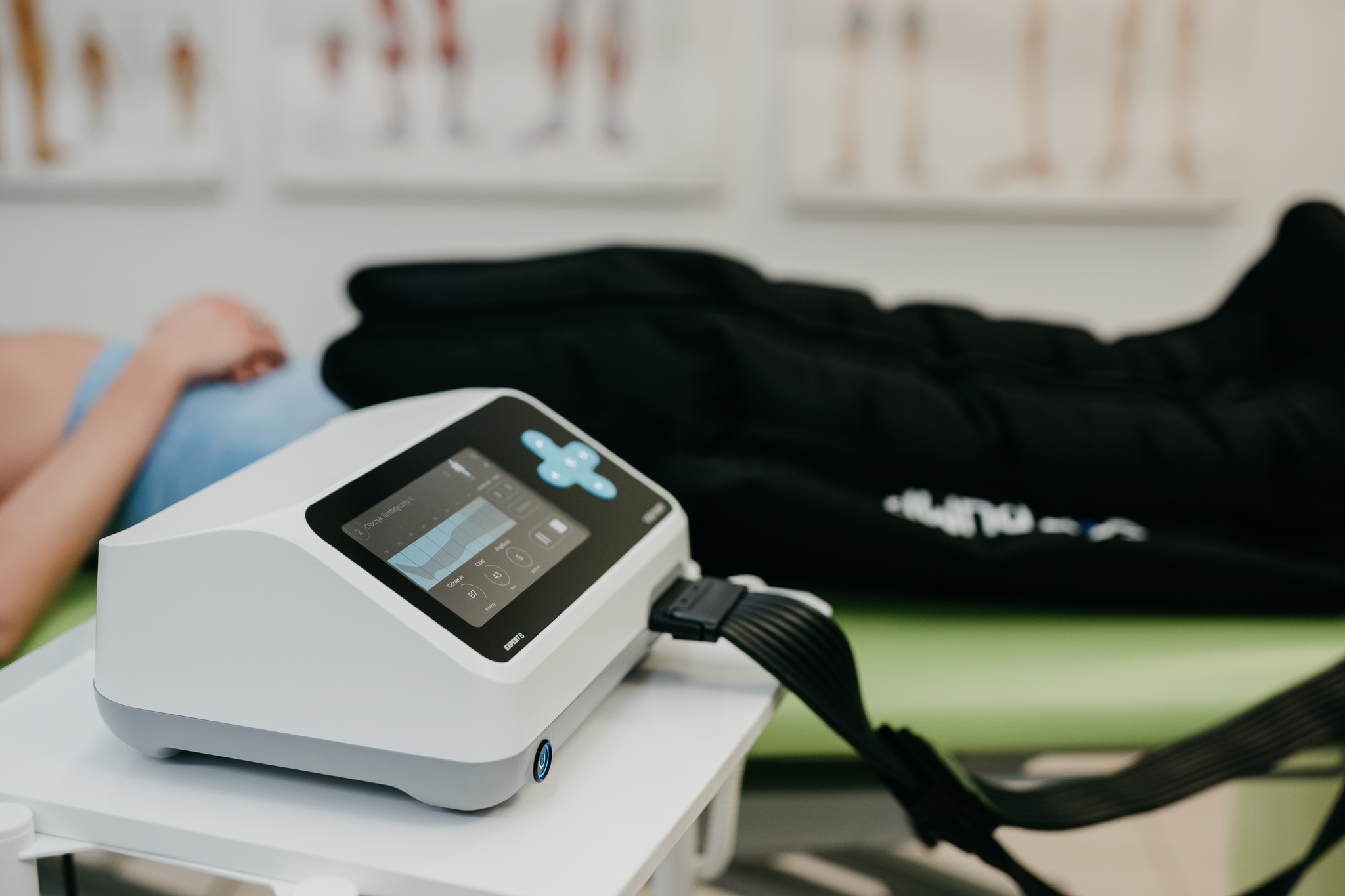 8-komorowy zestaw podstawowy do presoterapii Expert8